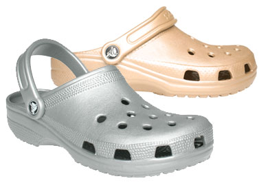 Crocs i guld och silver